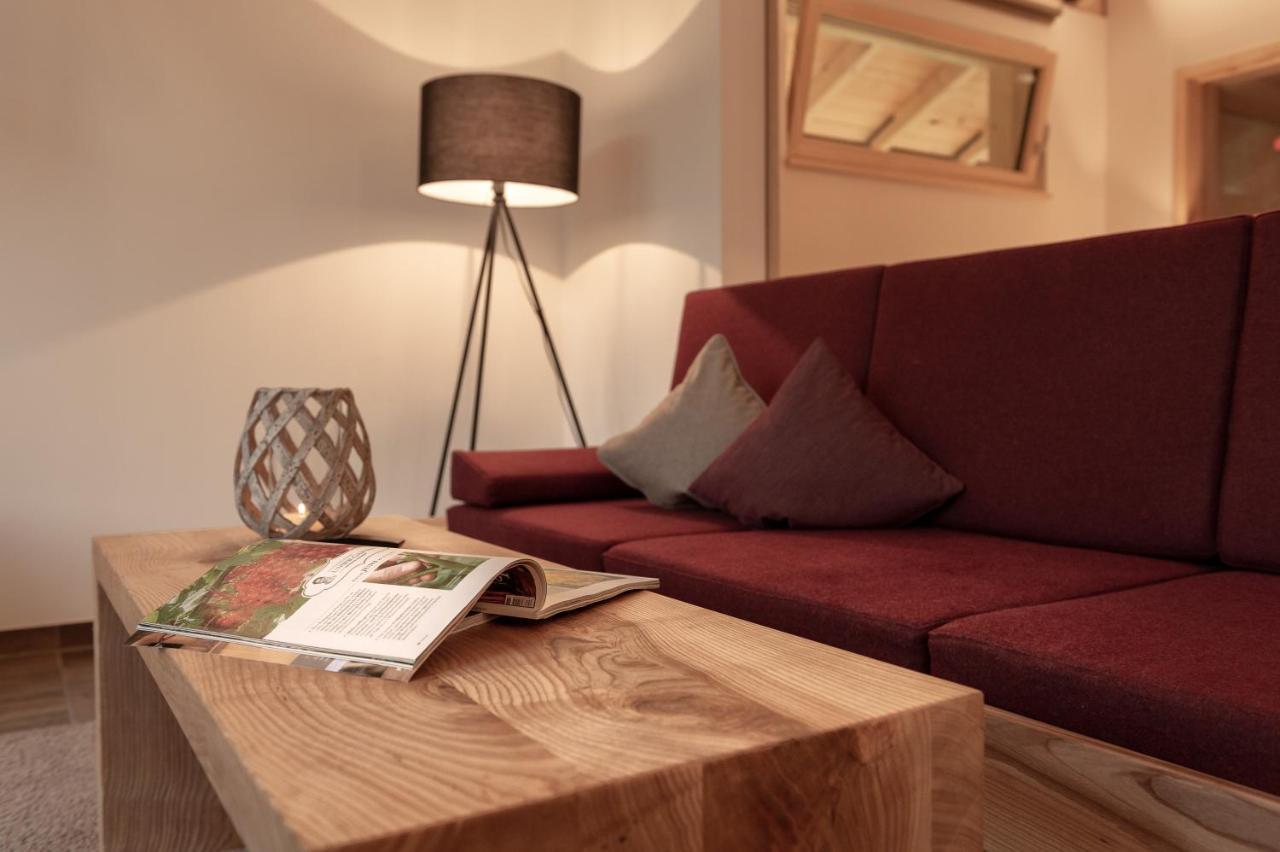 Forstgut - Premium Waldchalets Und Lodge Suiten Regen Luaran gambar