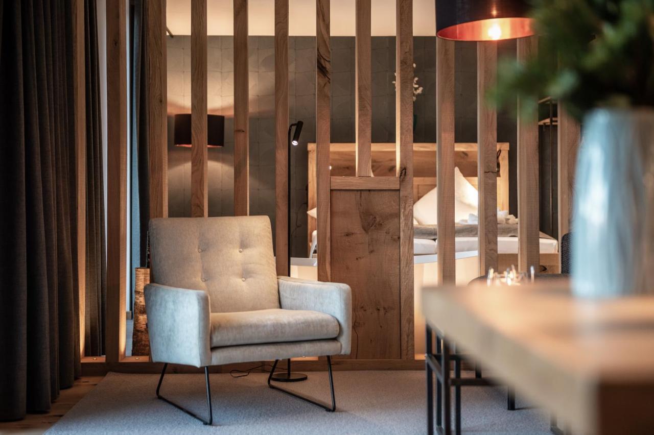 Forstgut - Premium Waldchalets Und Lodge Suiten Regen Luaran gambar