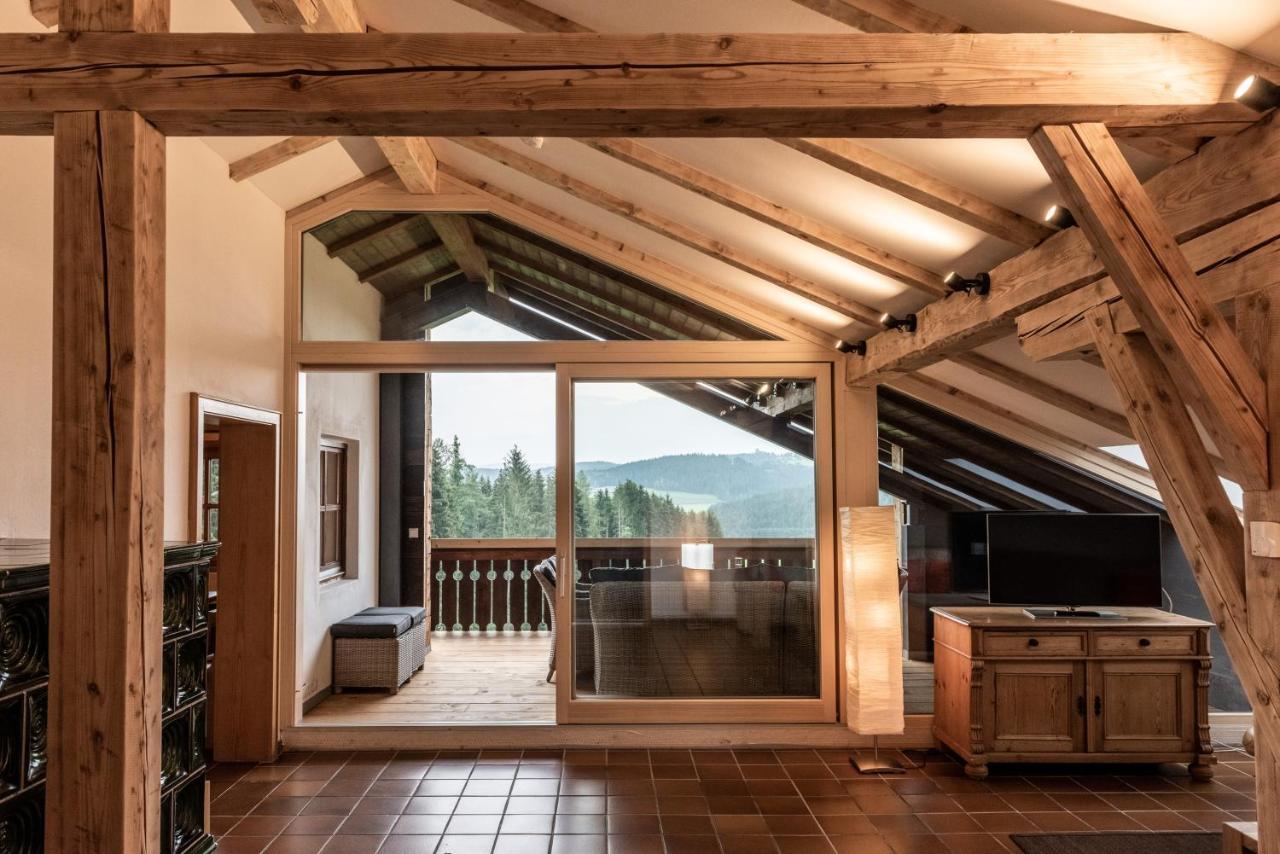 Forstgut - Premium Waldchalets Und Lodge Suiten Regen Luaran gambar
